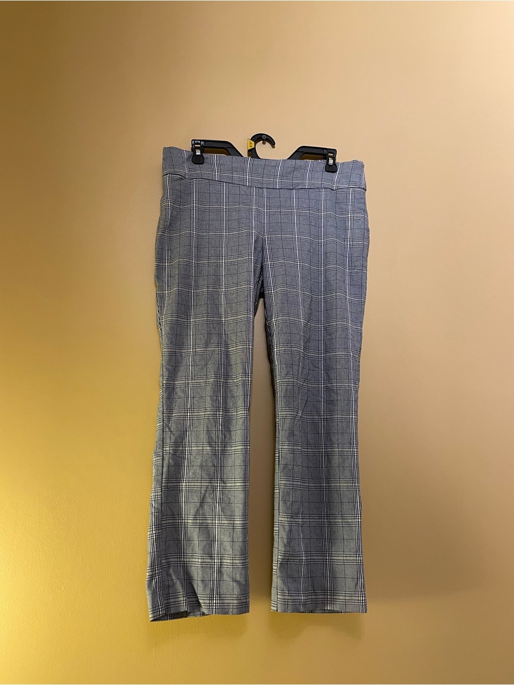 Carolina Belle White and Black Plaid Dress Pants- Size 8